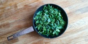 Frittata agli Spinaci - Classic Spinach and Egg Dish - preparation-3