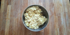 Pierogi ruskie - dumplings with potato and cottage cheese - steps for stuffing-3