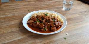 Pörkölt - Hungarian goulash